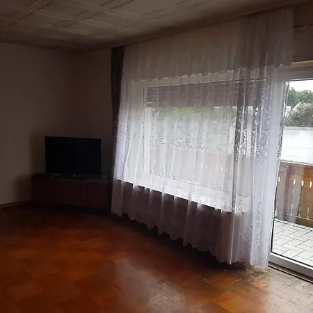 Pension Ehringshausen Гостевой дом Ehringshausen (Lahn-Dill)