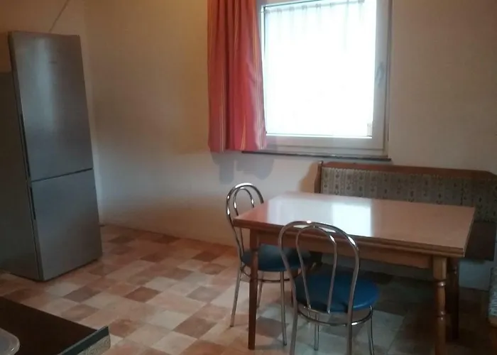 Pension Ehringshausen Penzion *