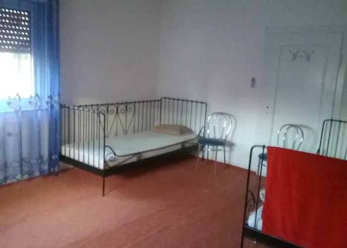 Pension Ehringshausen Penzion *