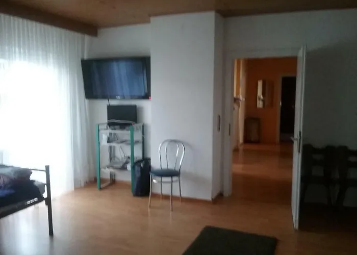 Pension Ehringshausen Penzion *