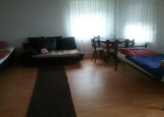 Pension Ehringshausen * Ehringshausen (Lahn-Dill)